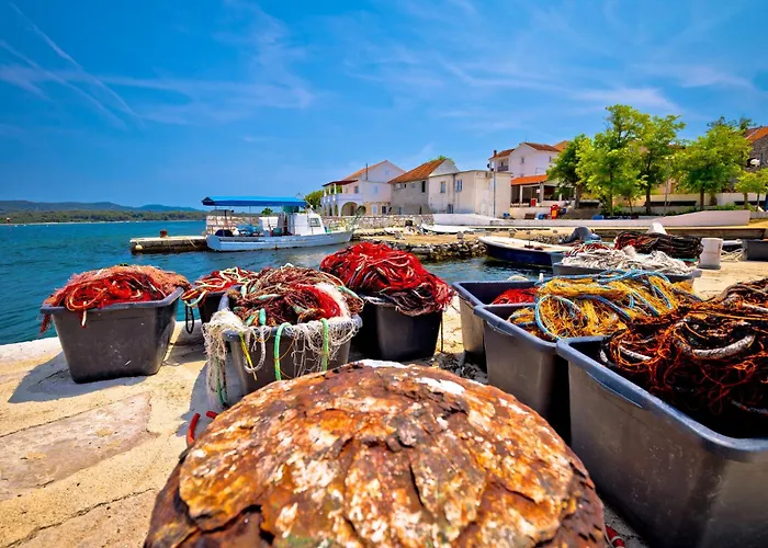 In - Insel Iz 53385 *